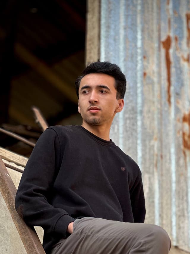 Islombek Kamoliddinov